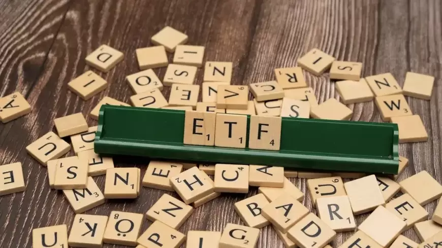 Bitcoin Traders Target $74K Next Week as BTC Spot ETFs Log Four Days of Inflows